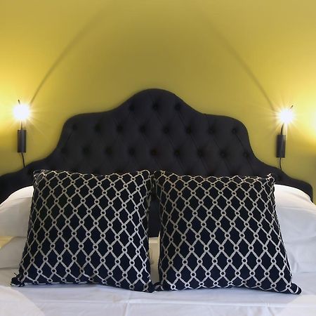 Boutique Hotel Valezieux Рошкорбон Екстер'єр фото