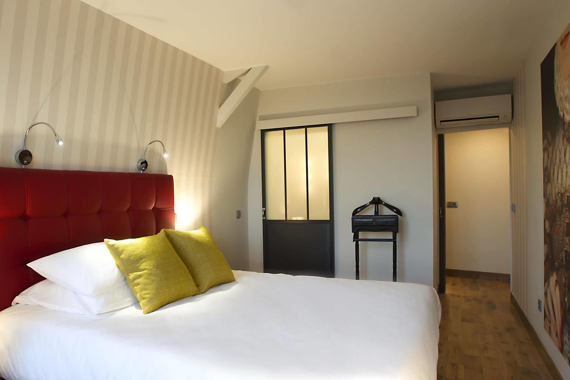 Boutique Hotel Valezieux Рошкорбон Екстер'єр фото
