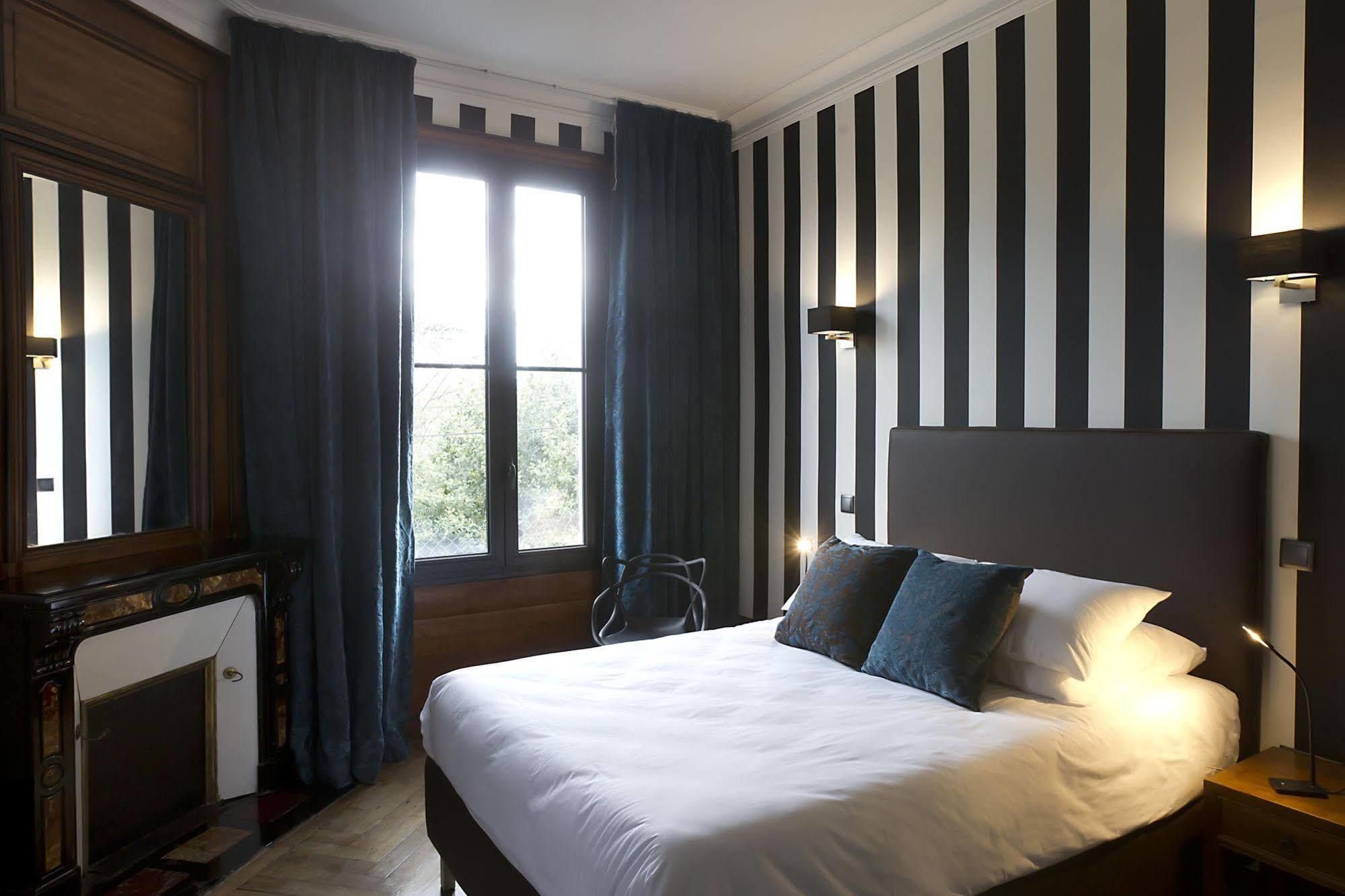 Boutique Hotel Valezieux Рошкорбон Екстер'єр фото