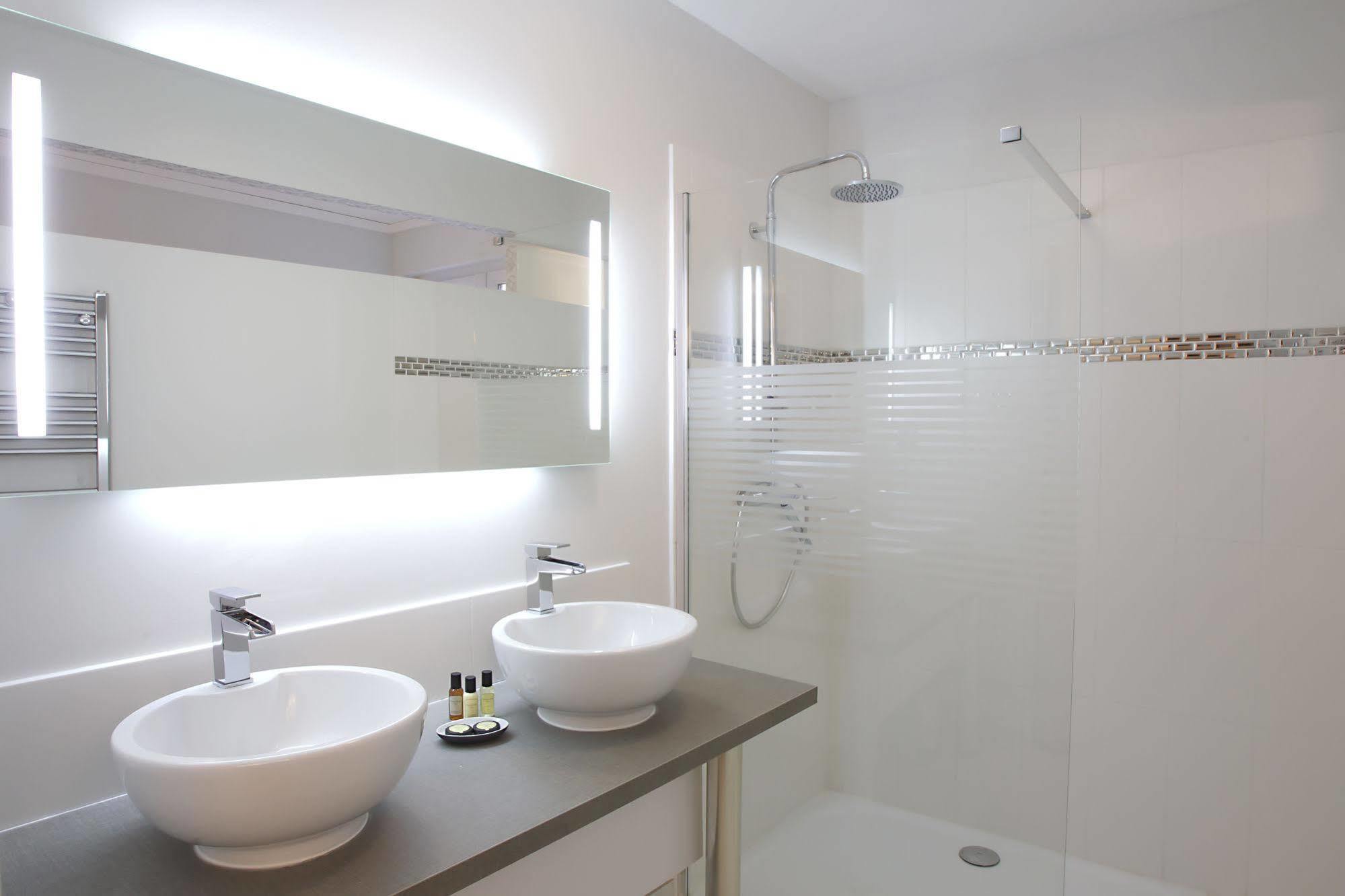 Boutique Hotel Valezieux Рошкорбон Екстер'єр фото